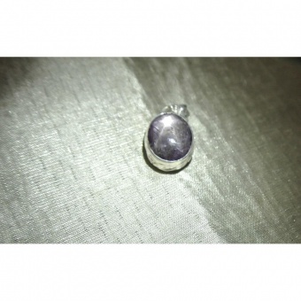 pendentif en pierre de RUBIS ETOILE JAI