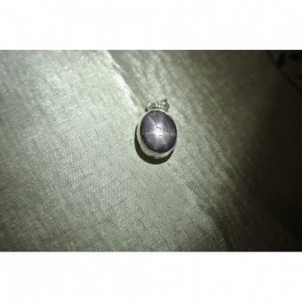 pendentif en pierre de RUBIS ETOILE JAI