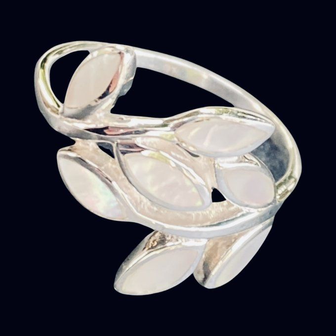 bague nacre 7 feuilles