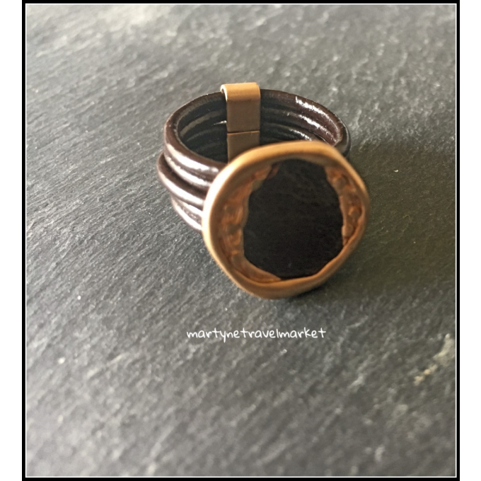 BAGUE CERCLE LAITON ET CUIR