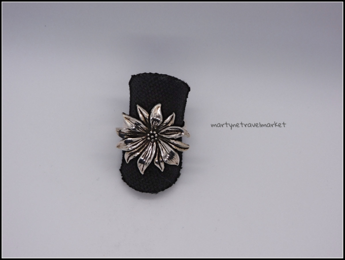 BAGUE FLEUR