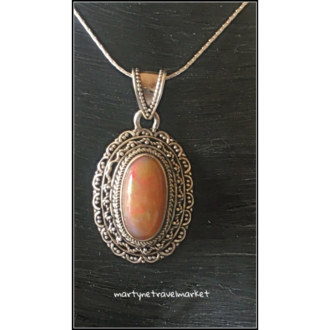 PENDENTIF OPALE DE FEU