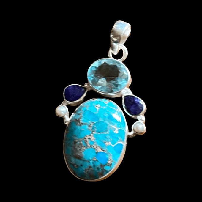 pendentif pierres et perles