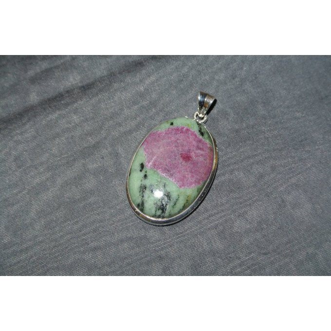 PENDENTIF RUBIS ZOiSITE