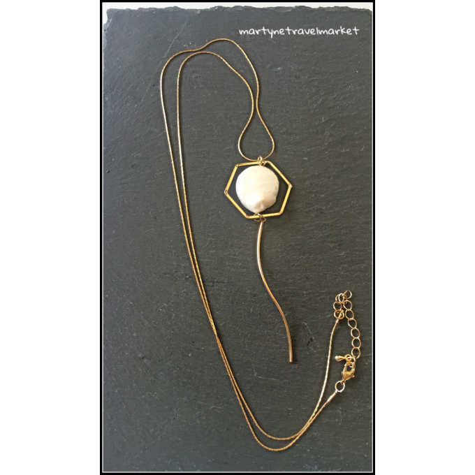 COLLIER HEXAGONAL ET NACRE