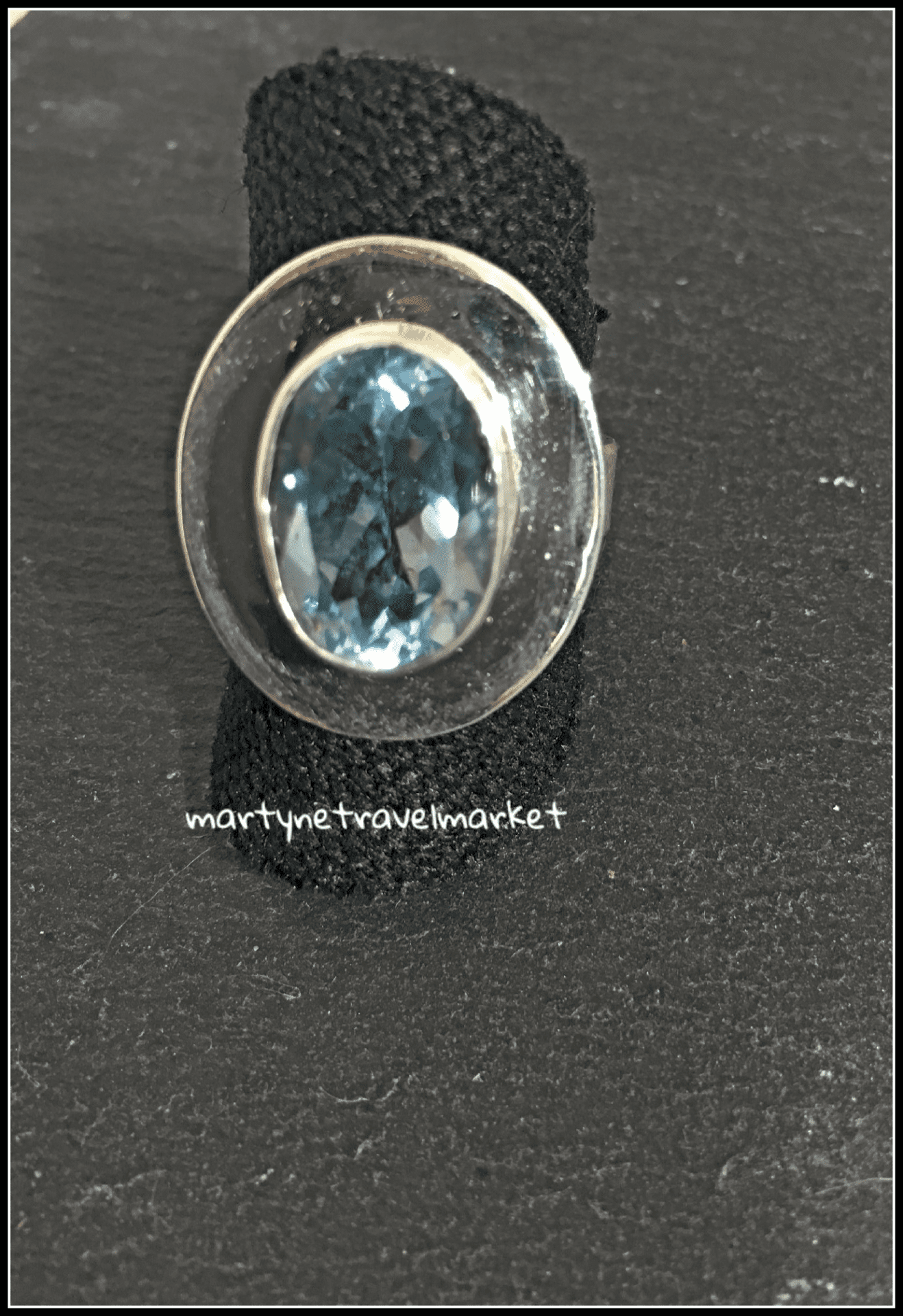 bague topaze bleue